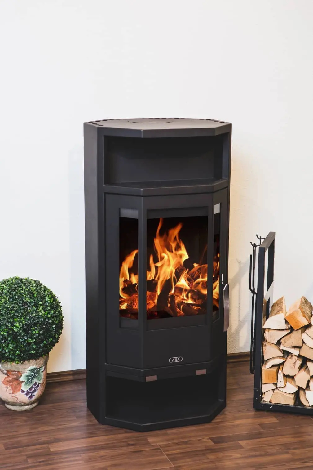 Kaminofen ABX Tampere - Stahl schwarz - Ambiente